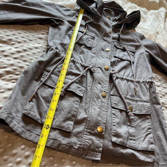 EUC Market & Spruce hooded anorak jacket - Picture 6 of 11